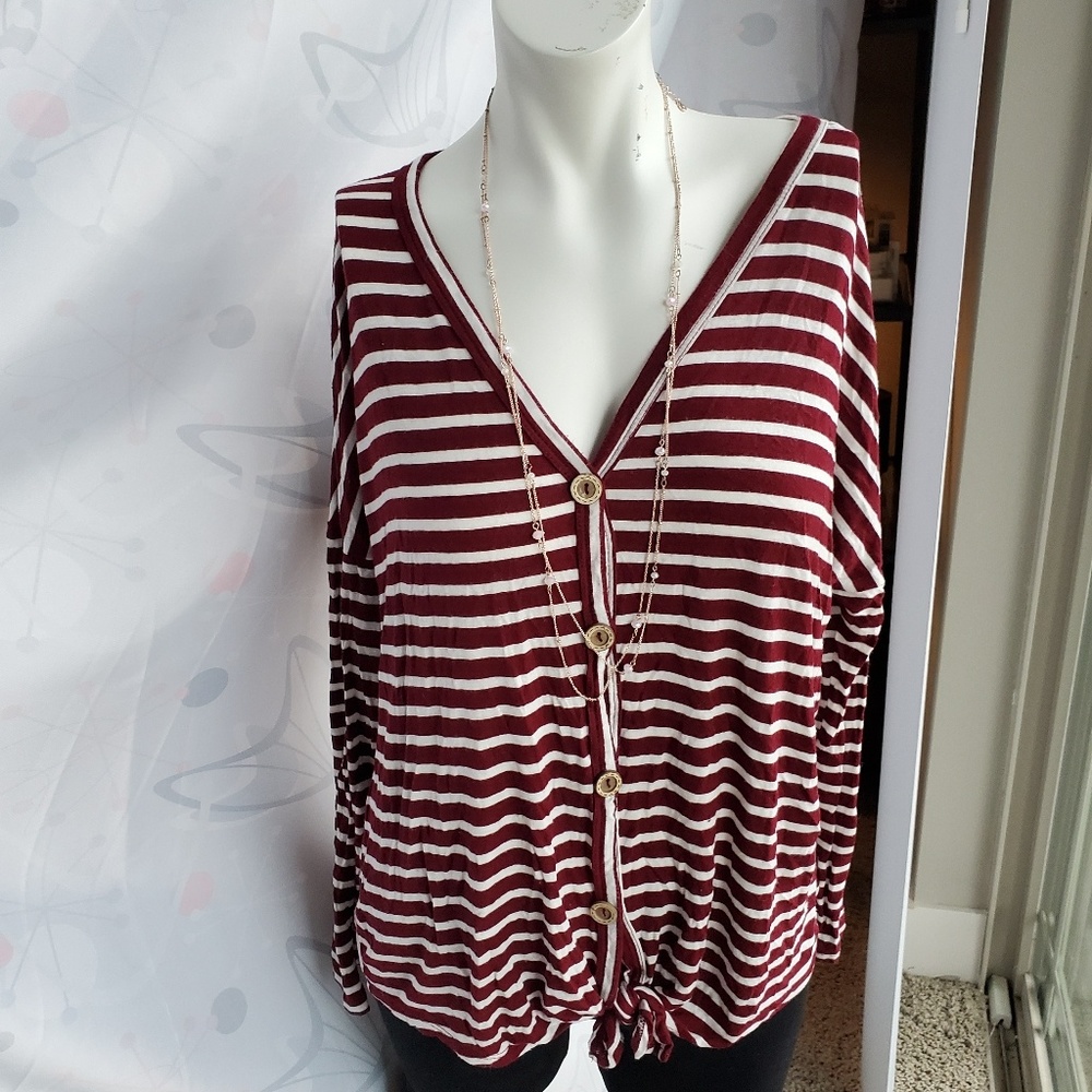 Vneck button up tunic